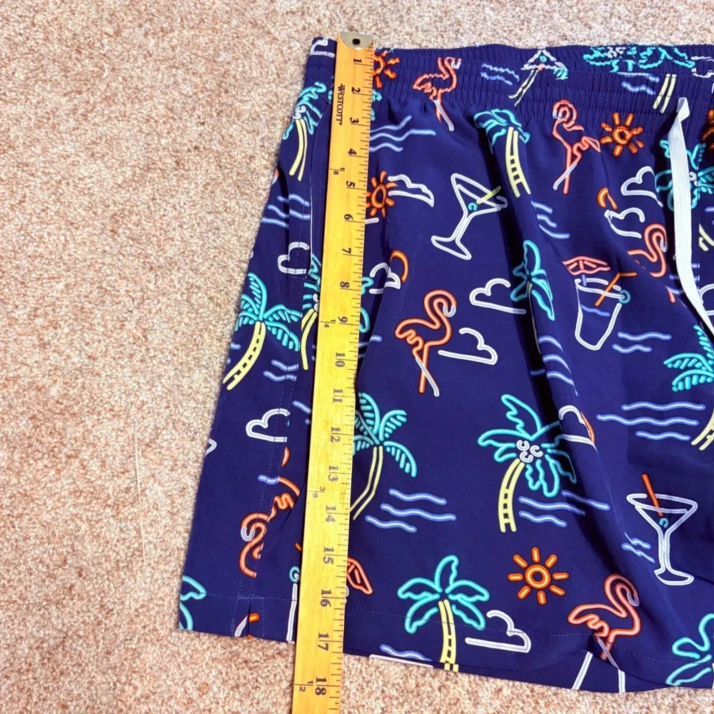 Chubbies Swim Trunks Mens 3XL Navy Neon Flamingo Palm Tree 5.5